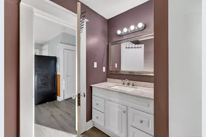 7 Pinard Street, Goffstown, NH 03045 - Photo 27