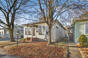 7 Pinard St, Goffstown, NH 03045 - Photo 3