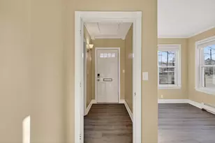 7 Pinard St, Goffstown, NH 03045 - Photo 11