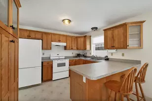 125 Sunset Dr, Belmont, NH 03220 - Photo 3