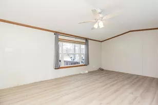 27 Melrose Dr, Rochester, NH 03868 - Photo 13