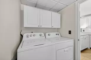 47 Oakridge Dr, Londonderry, NH 03053 - Photo 23