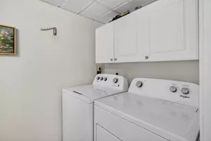 47 Oakridge Dr, Londonderry, NH 03053 - Photo 21