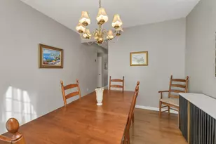 71 Greenmeadow Ln, Bedford, NH 03110 - Photo 17