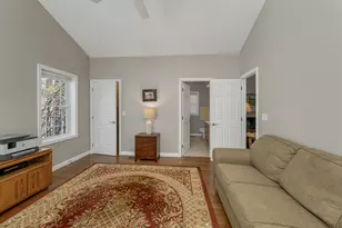 71 Greenmeadow Ln, Bedford, NH 03110 - Photo 27