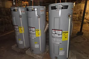 452 Manchester St, Manchester, NH 03103 - Photo 23