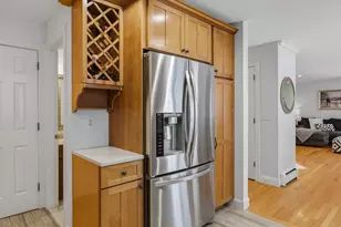 1 Pheasant Ln, Portsmouth, NH 03801 - Photo 9