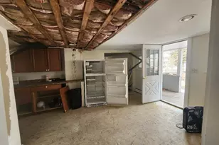 4 Freedom St, Claremont, NH 03743 - Photo 9