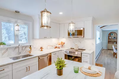 3 Woodbury Drive, Nashua, NH 03062 - Photo 9