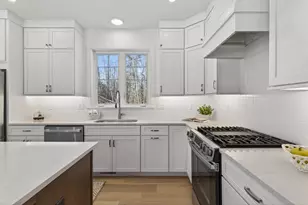 22 Winni Farm Rd, Gilford, NH 03249 - Photo 5