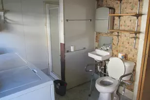 118 Charles St, Rochester, NH 03867 - Photo 15