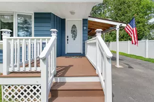 9 Wood St, Berlin, NH 03570 - Photo 3