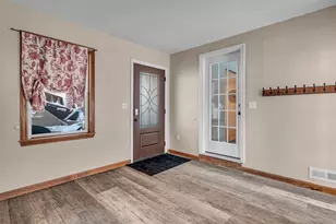 22 Parker Dr, Merrimack, NH 03054 - Photo 7