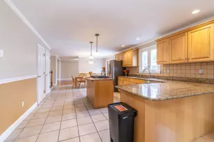 11 Lojko Dr, Nashua, NH 03062 - Photo 7