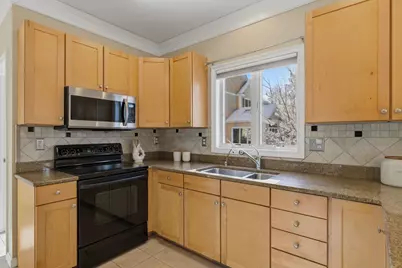 21 Parkman Brook Lane, Stratham, NH 03885 - Photo 7