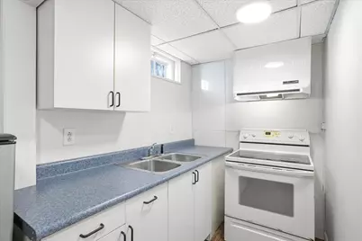 141 Bow Street, Manchester, NH 03103 - Photo 37