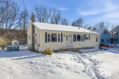 141 Bow Street, Manchester, NH 03103 - Photo 3