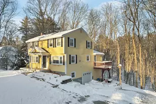9 Barkland Dr, Derry, NH 03038 - Photo 1