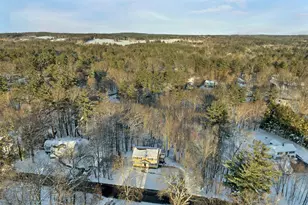 9 Barkland Dr, Derry, NH 03038 - Photo 3