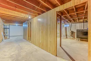 22 Winter St, Littleton, NH 03561 - Photo 27