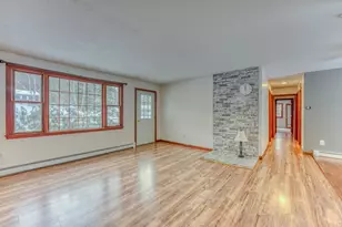 22 Winter St, Littleton, NH 03561 - Photo 7