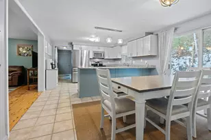 49 Cottage Cir, Lebanon, NH 03784 - Photo 11