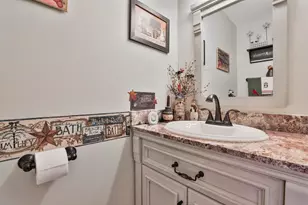 47 Willow Creek Dr, Hudson, NH 03051 - Photo 19