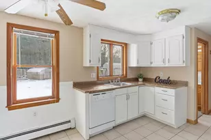 3a Walton Cir, Londonderry, NH 03053 - Photo 7