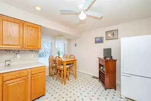 8 Coles Way, Atkinson, NH 03811 - Photo 3