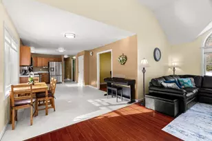 1 Patricia Ln, Amherst, NH 03031 - Photo 5