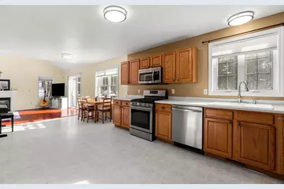 1 Patricia Lane, Amherst, NH 03031 - Photo 3