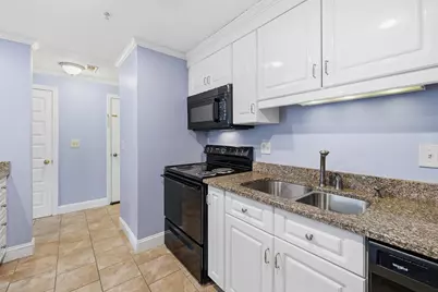 804 Elmwood Drive, Hudson, NH 03051 - Photo 25