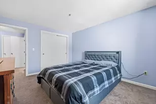 804 Elmwood Dr, Hudson, NH 03051 - Photo 17