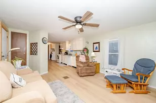 42 Trade Wind Ln, Rochester, NH 03867 - Photo 7