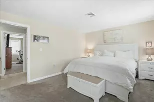 43 Hawkstead Hollow, Nashua, NH 03063 - Photo 17