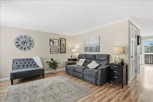 43 Hawkstead Hollow, Nashua, NH 03063 - Photo 3