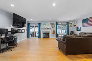 1109A Mammoth Rd, Pelham, NH 03076 - Photo 13