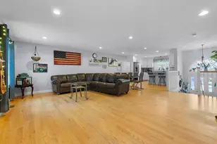 1109A Mammoth Rd, Pelham, NH 03076 - Photo 11