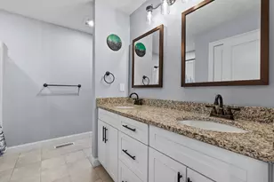 1109A Mammoth Rd, Pelham, NH 03076 - Photo 15