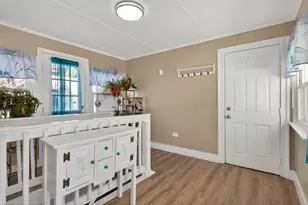 311 Thornton St, Manchester, NH 03102 - Photo 3