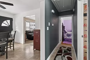 311 Thornton St, Manchester, NH 03102 - Photo 13