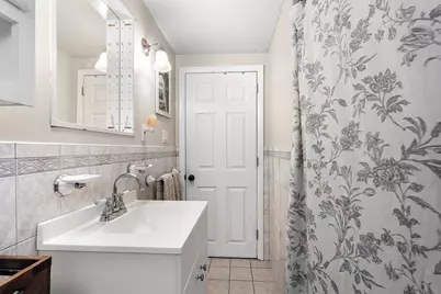 378 Chester Road, Auburn, NH 03032 - Photo 11