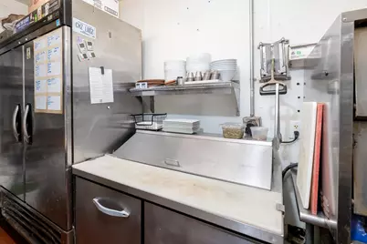 21 Veterans Square, Laconia, NH 03246 - Photo 13