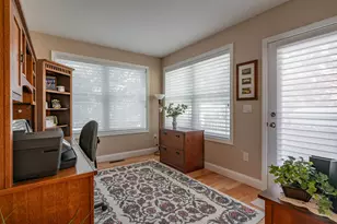 9 Pilgrim Cir, Nashua, NH 03063 - Photo 17