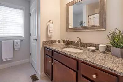 9 Pilgrim Circle, Nashua, NH 03063 - Photo 47