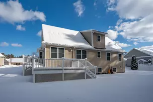 9 Pilgrim Cir, Nashua, NH 03063 - Photo 53