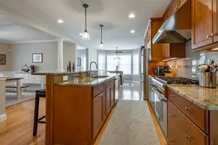 9 Pilgrim Cir, Nashua, NH 03063 - Photo 7