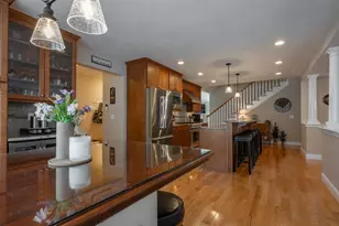 9 Pilgrim Cir, Nashua, NH 03063 - Photo 13