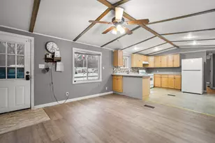 86 Martin Rd, Deering, NH 03244 - Photo 5