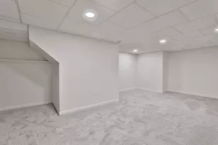 3030 Brown Ave, Manchester, NH 03103 - Photo 29